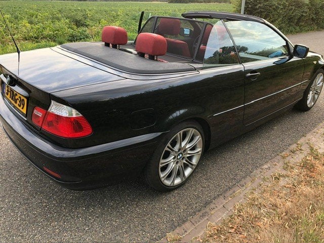BMW 3-Serie 2.0 CI 318 Cabrio 2004 Zwart met hardtop, Auto's, 13 km/l, Achterwielaandrijving, 1995 cc, 680 kg