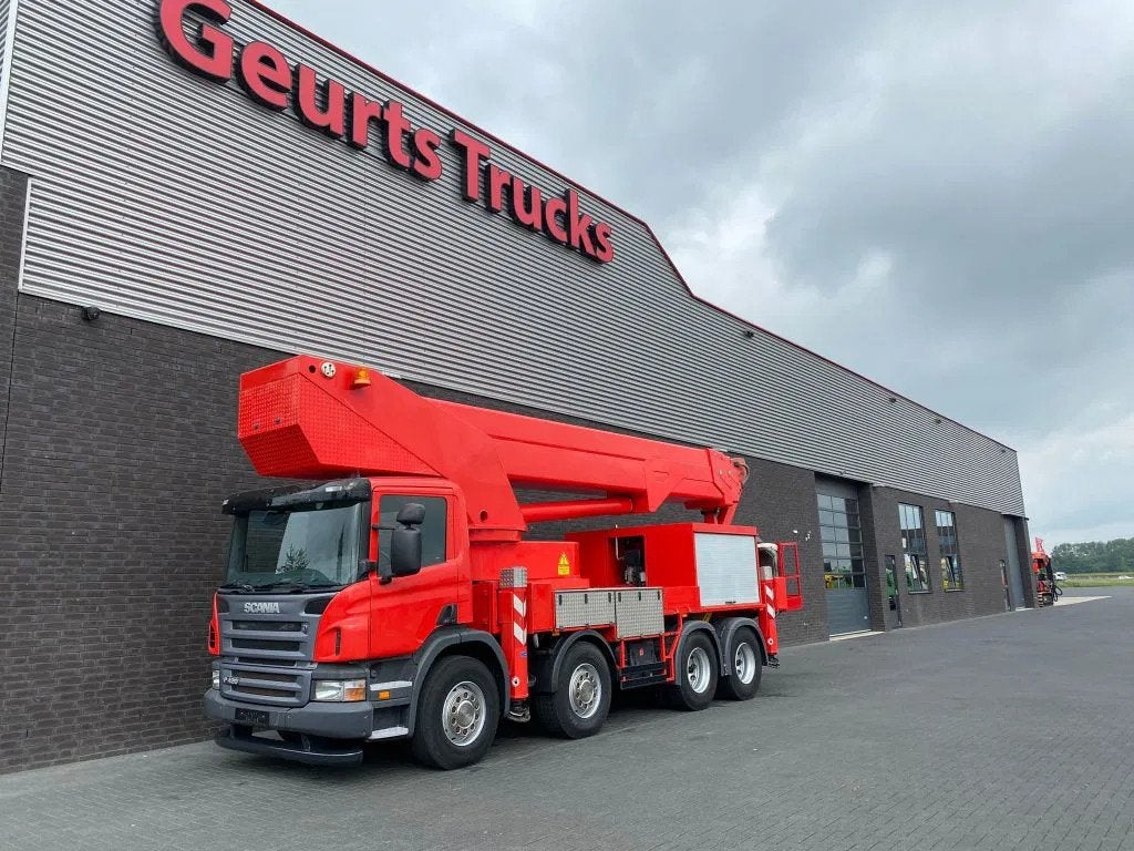Scania P420 8X4 + BISON PALFINGER TKA 57 KS HOOGWERKER/HUBAR, Auto's, Vrachtwagens, Scania, Bedrijf, Diesel, Te koop