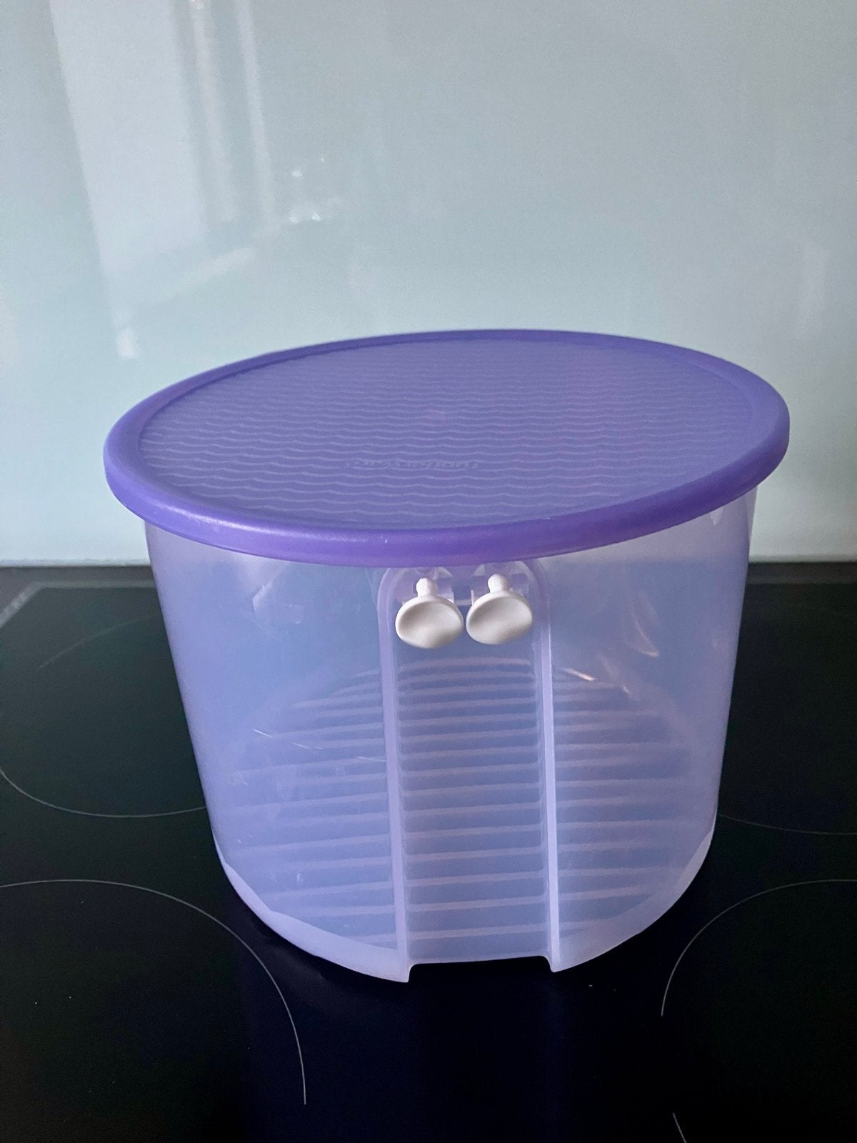 Tupperware Klima Groenten/Fruit Container met Vochtregelaar, Gebruikt, Bewaardoos, Paars, Ophalen of Verzenden