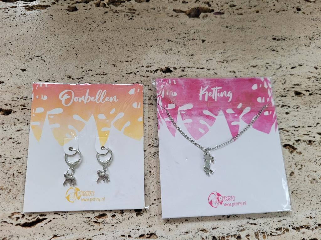 Penny oorbellen ketting paarden paard, Overige materialen, Hangers, Nieuw, Ophalen of Verzenden