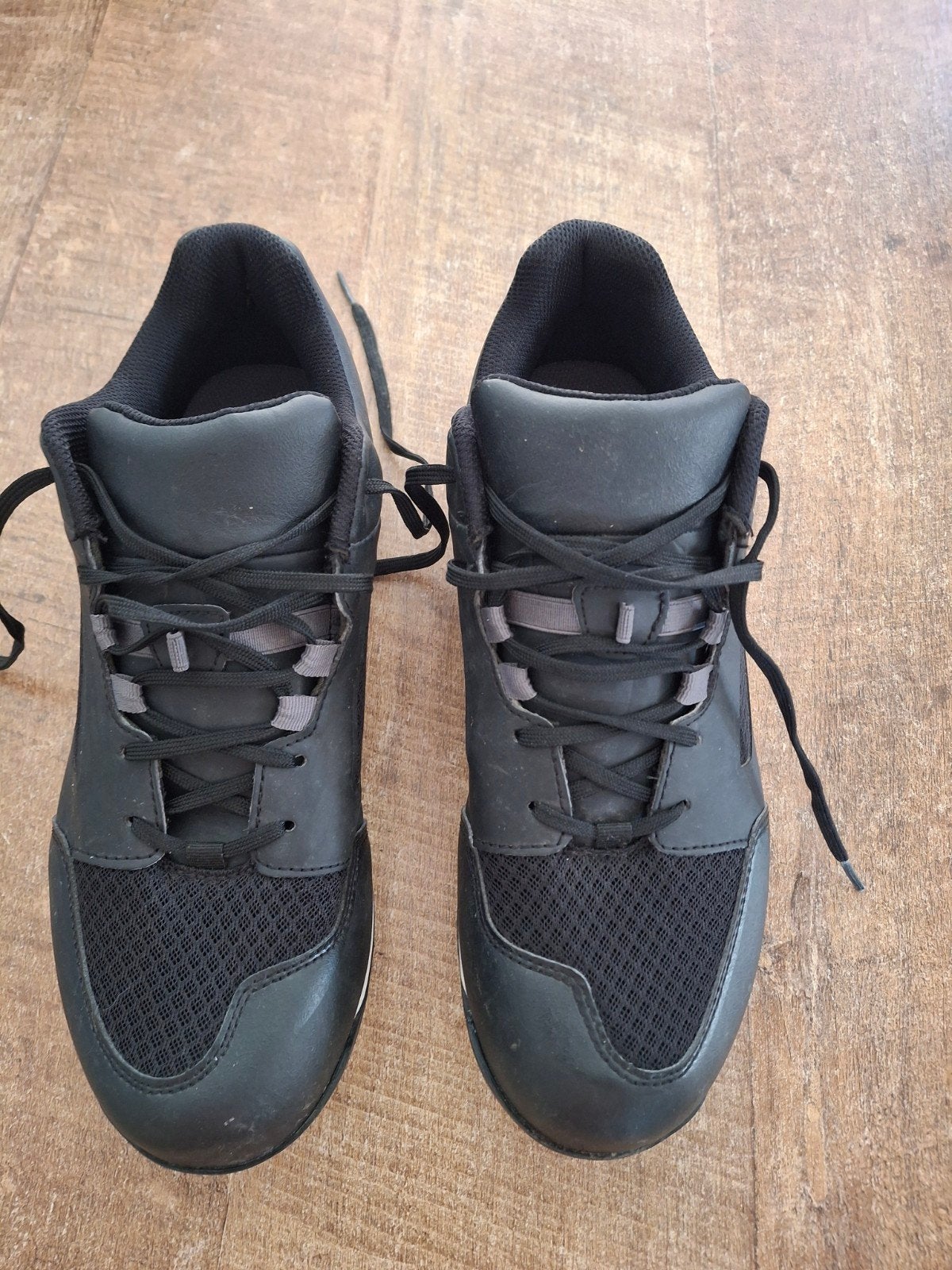 Rockrider ST 100 A fietsschoenen maat 43, Fietsen en Brommers, Fietsaccessoires | Fietshelmen, Gebruikt, Overige maten, Ophalen of Verzenden
