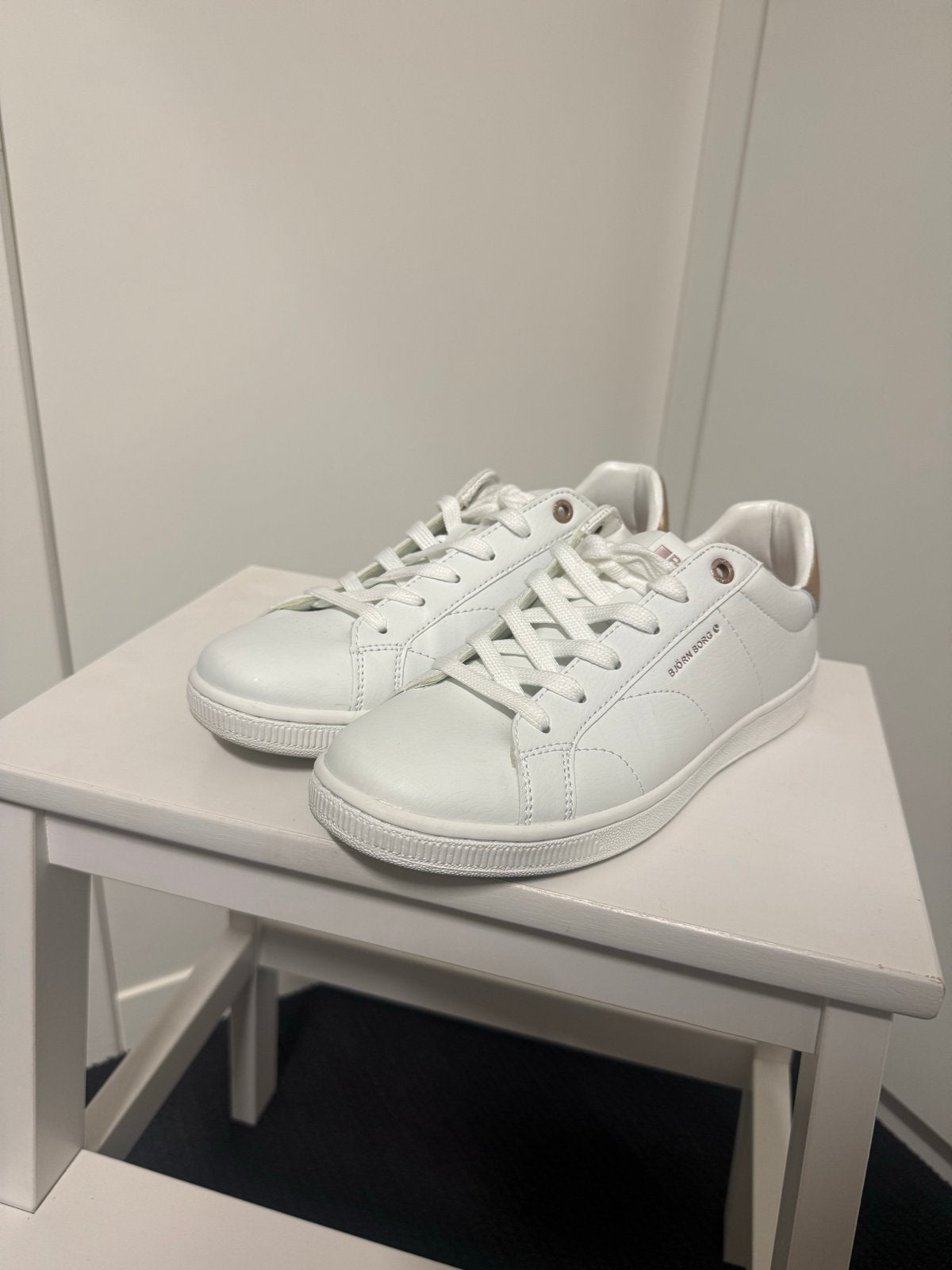 Björn Borg sneakers wit met roségouden details, Kleding | Dames, Ophalen of Verzenden, Nieuw, Wit, Sneakers of Gympen