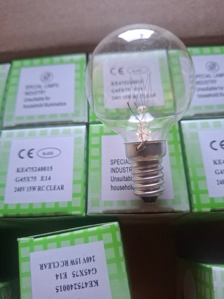 Lamp 15 watt, Ophalen, Nieuw, E27 (groot), Gloeilamp