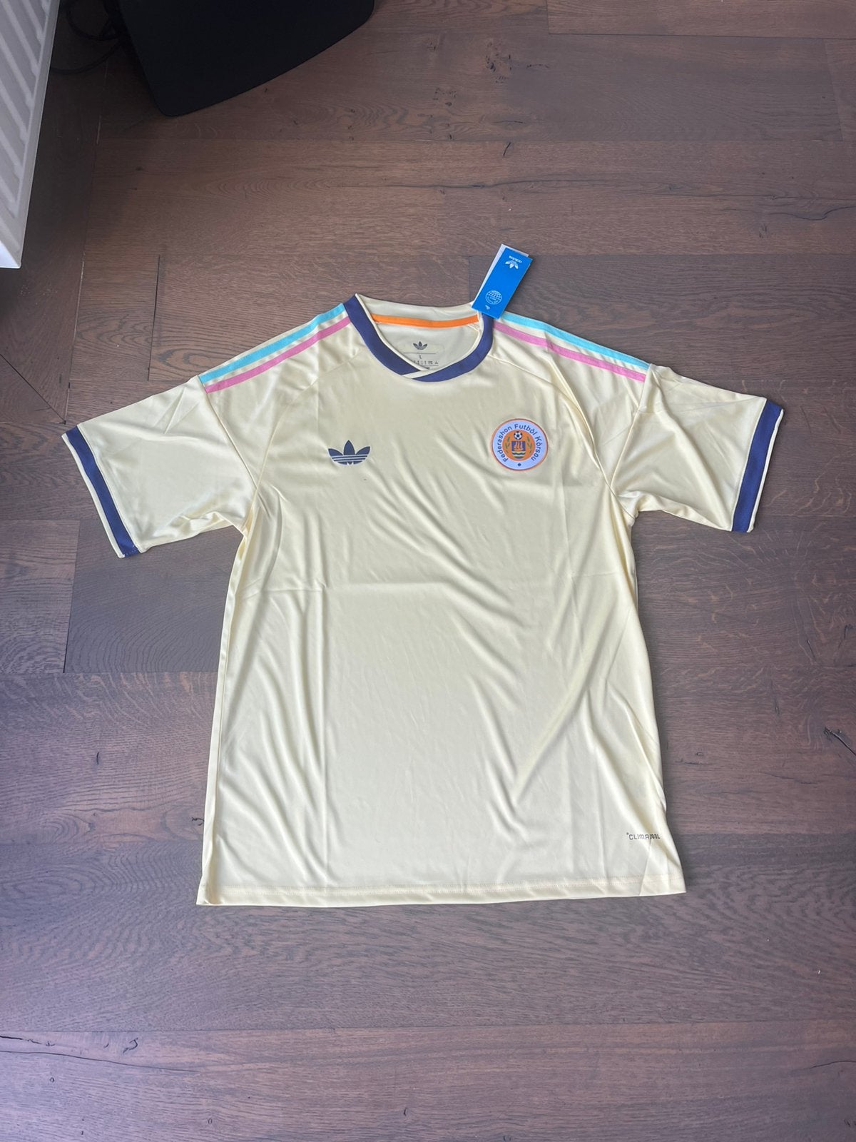 Curacao uitshirt 2026/2028 M, Maat M, Ophalen of Verzenden, Nieuw, Shirt