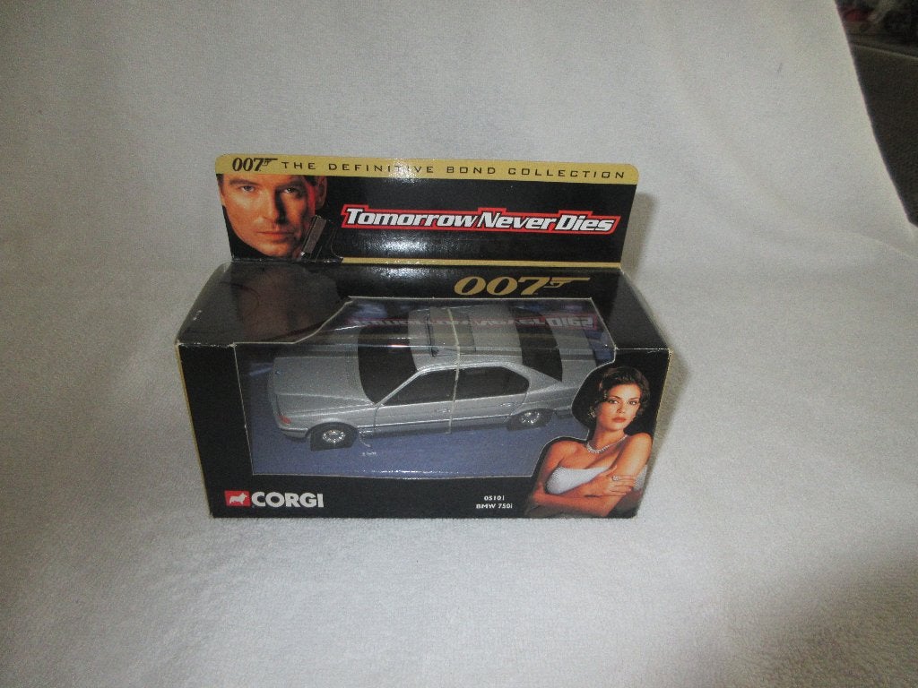 Corgi James Bond BMW 750i schaal 1:36 in doos., Hobby en Vrije tijd, Ophalen of Verzenden, Nieuw, Auto, Corgi