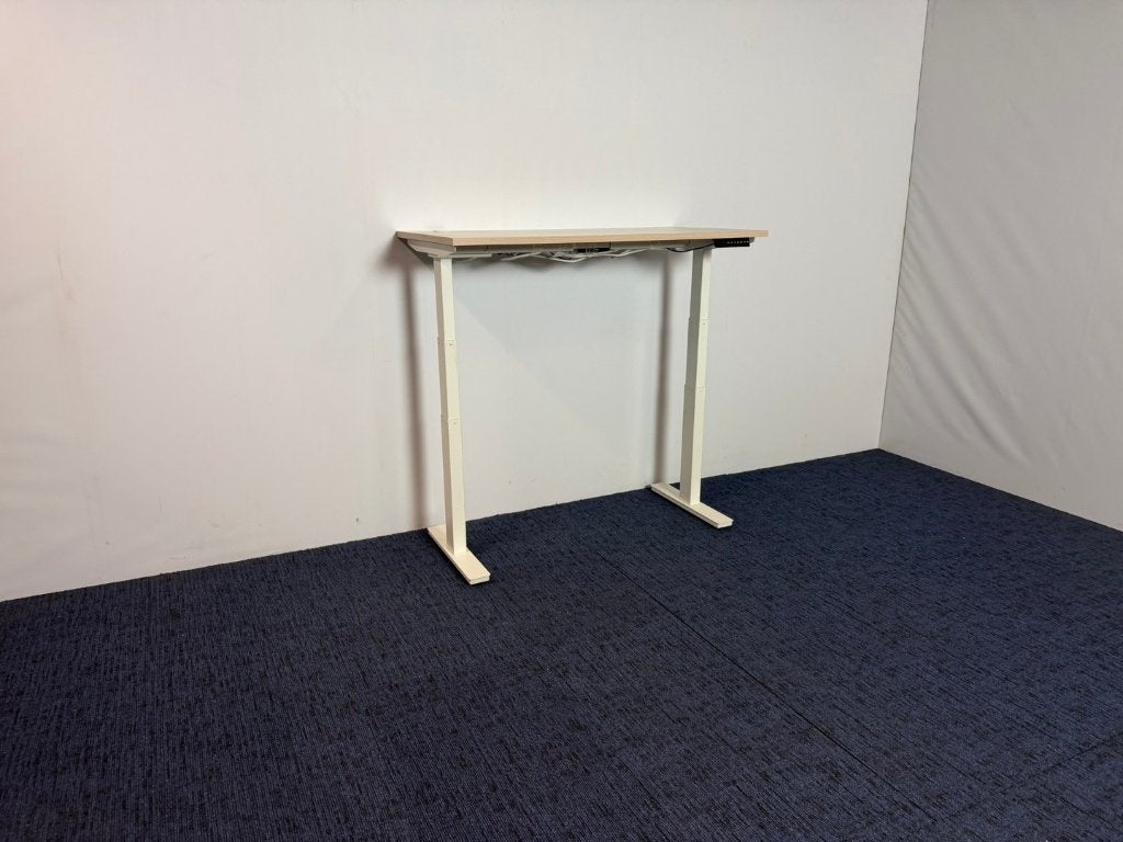 12 x Zit/sta bureau Voortman (elektrisch), 120 x 60 cm., Huis en Inrichting, Bureaus, Ophalen, Zit-sta bureau, Gebruikt, 120 cm