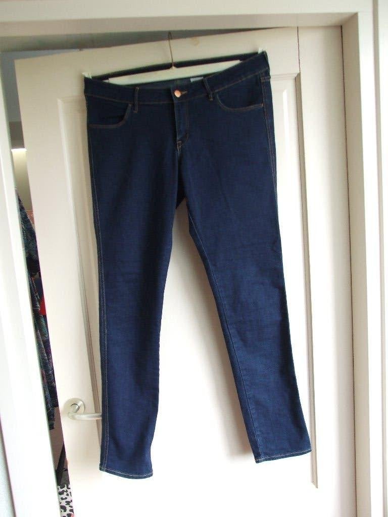 H&M nieuw donkere spijkerbroek maat 33/32, Kleding | Dames, Spijkerbroeken en Jeans, H&M, Blauw, Nieuw, Ophalen of Verzenden