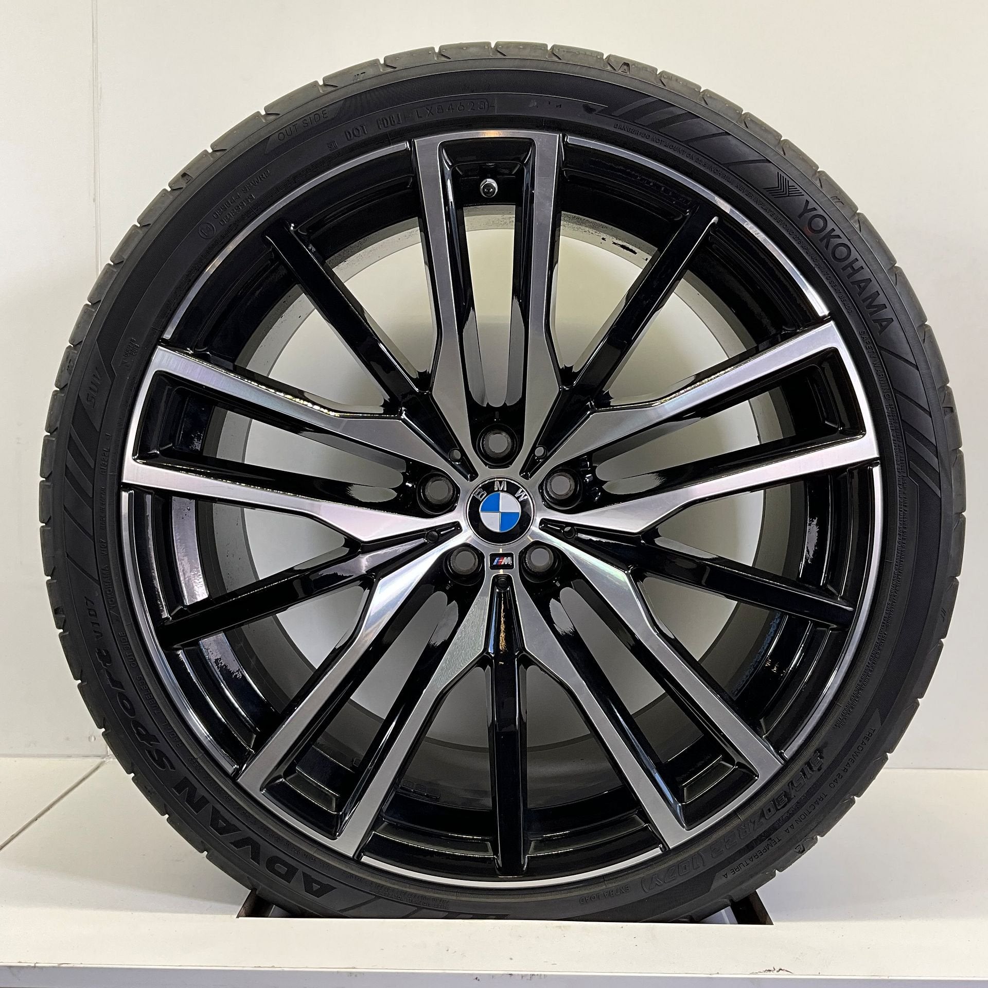 BMW X5 G05 X6 G06 BREEDSET VELGEN + ZOMERBANDEN 22 INCH ORIG, Gebruikt, -, 275 mm, -
