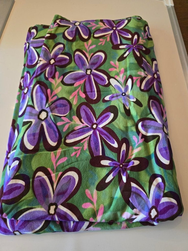 tricot viscose green flowers (113), Overige materialen, 120 cm of meer, Nieuw, Ophalen of Verzenden