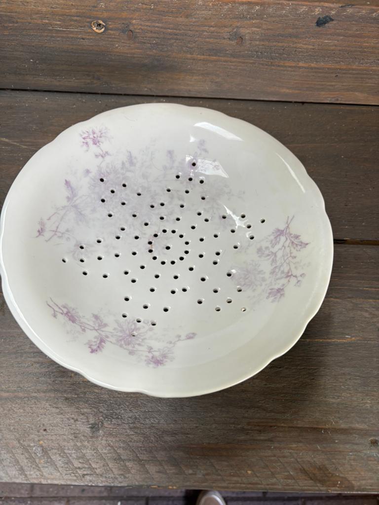 Antiek porselein treef (lekschaal), Antiek en Kunst, Ophalen of Verzenden
