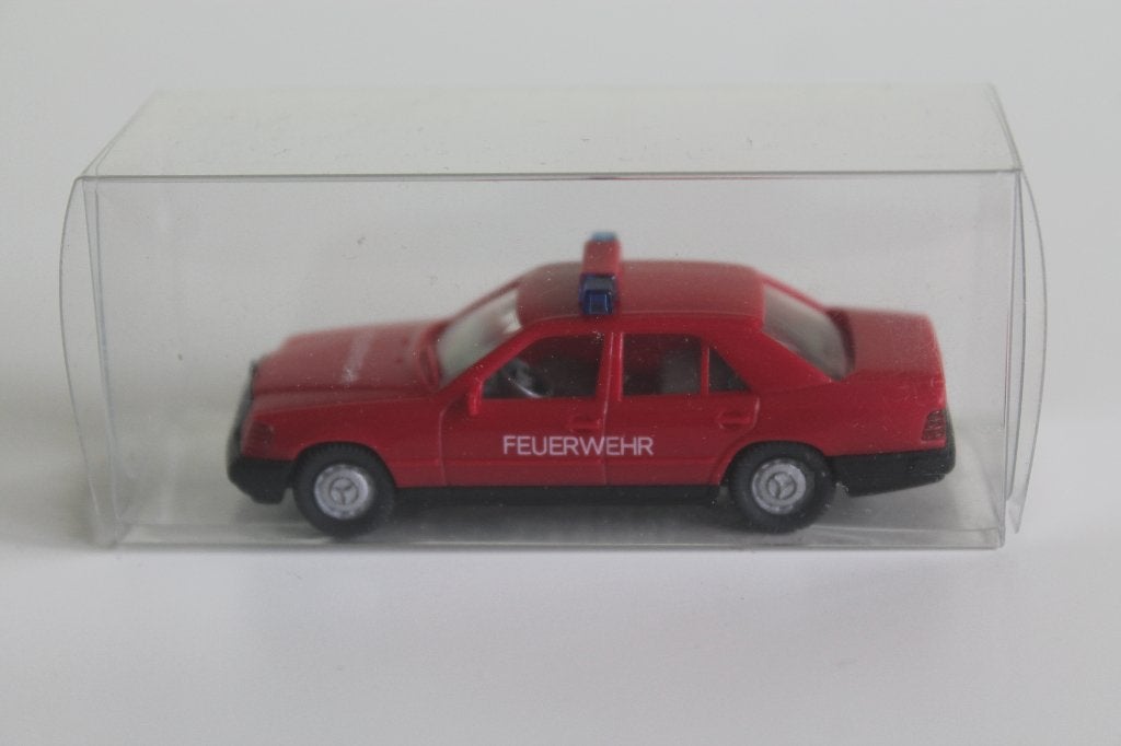 Wiking Mercedes 260 E  in brandweeruitvoering, Hobby en Vrije tijd, Ophalen of Verzenden, Zo goed als nieuw, Auto, Wiking