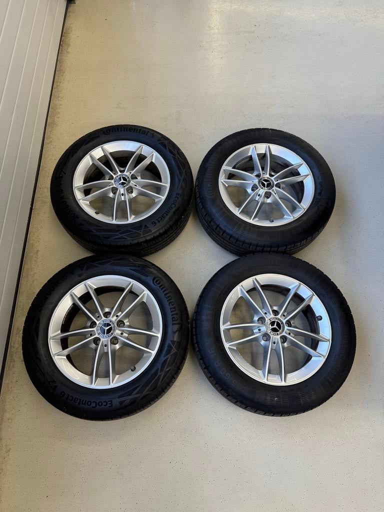 Mercedes A/CLA/B-klasse 16” wielen met zgan zomerbanden, Auto-onderdelen, Ophalen, Gebruikt, 16 inch, Banden en Velgen