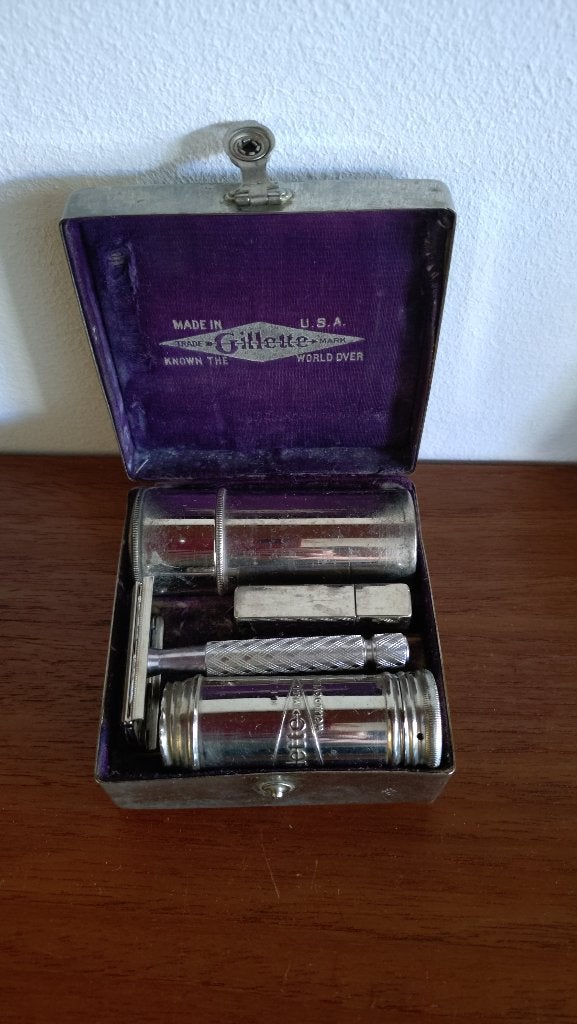 Vintage Gillette scheerset in originele doos, Ophalen of Verzenden, Heren, Gillette