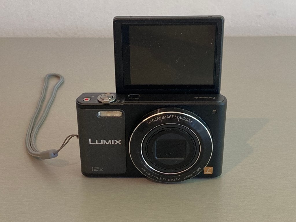 Panasonic Lumix DMC-SZ10 Digitale Camera met defect, Audio, Tv en Foto, Fotocamera's Digitaal, -, -, Ophalen of Verzenden, -