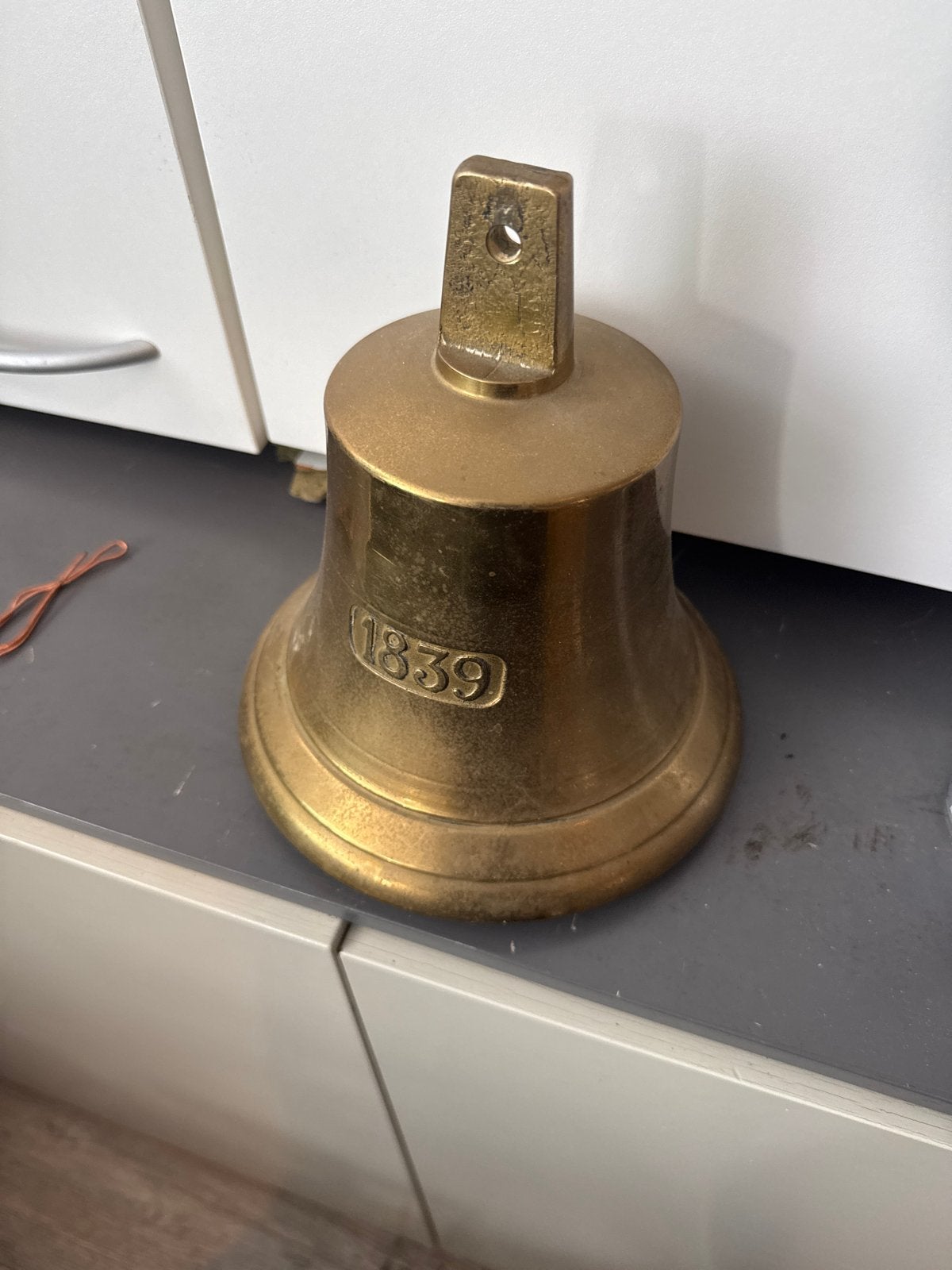 Antieke Bronzen Scheepsbel uit 1839 met Adelaarsmotief, Antiek en Kunst, Ophalen, Brons