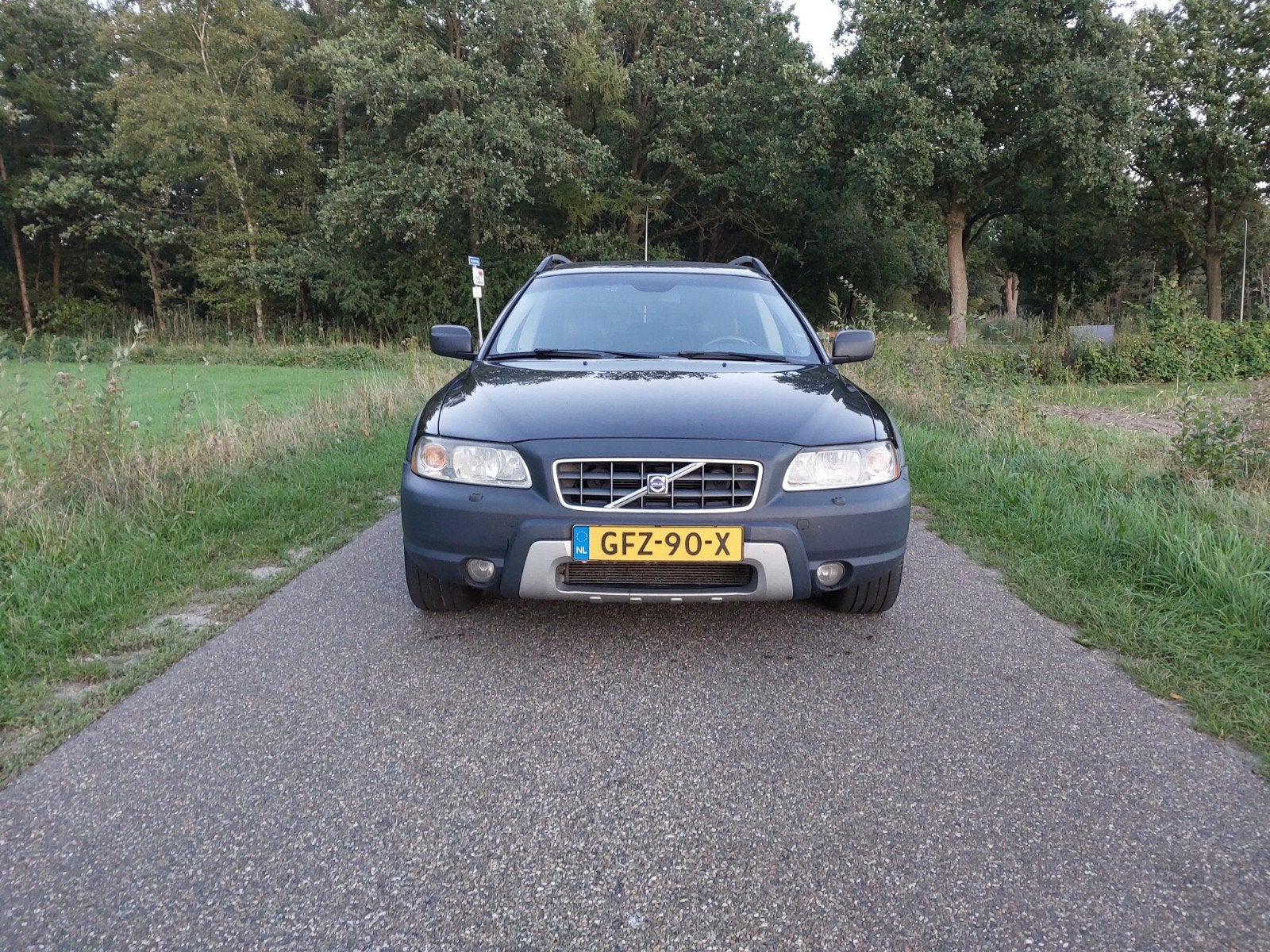 Volvo XC70 2.5 T AWD Geartronic 2006 Zwart, Auto's, Automaat, 1800 kg, Zwart, Leder