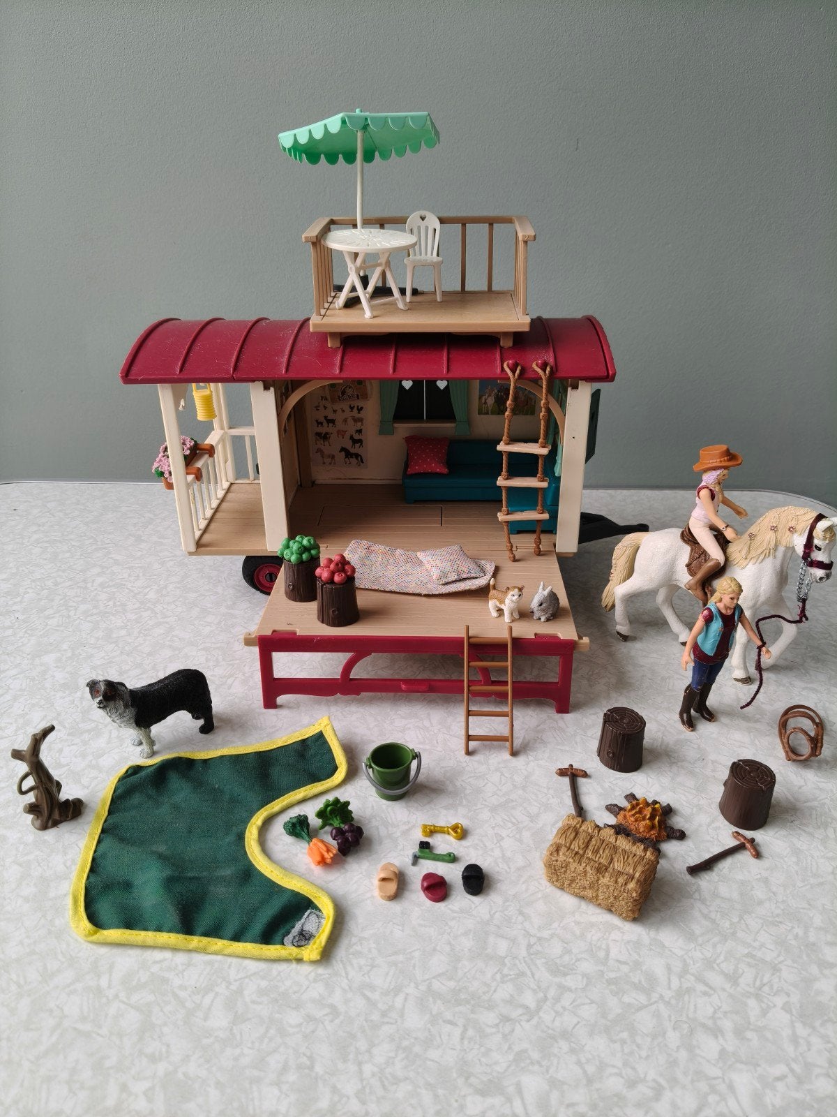 Schleich woonwagen horse club 42593 met extra's, Ophalen of Verzenden, Zo goed als nieuw, Jongen of Meisje