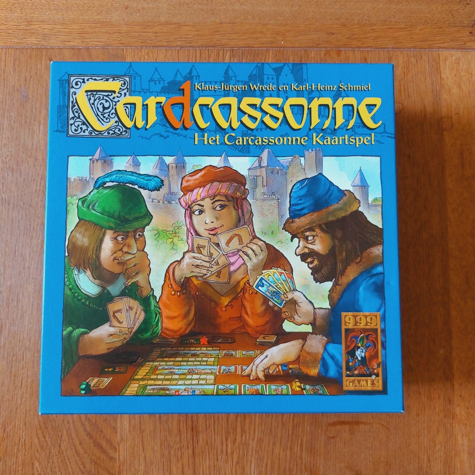 Cardcassonne: Tactisch kaartspel van de Carcassonne makers, Een of twee spelers, Ophalen of Verzenden, Zo goed als nieuw, 999 Games