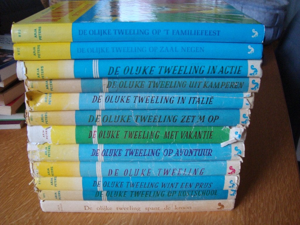 12 boeken van de olijke tweeling, Boeken, Ophalen of Verzenden, Zo goed als nieuw