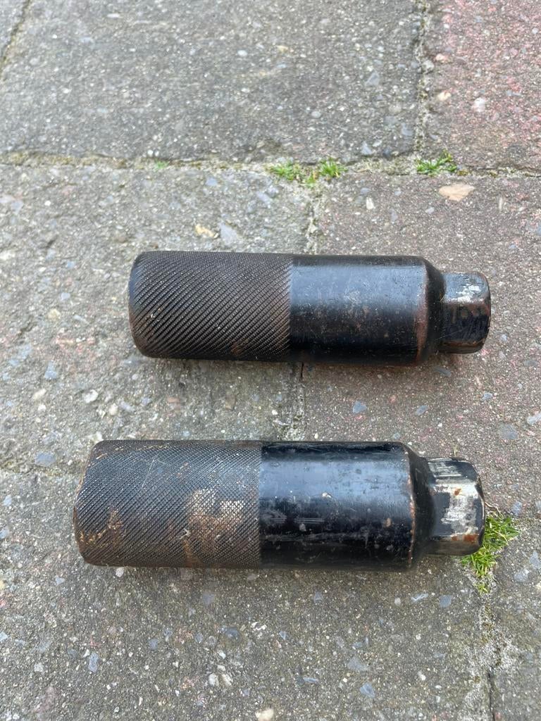 Voetsteunen / bmx pegs, Fietsen en Brommers, Fietsen | Crossfietsen en BMX, Ophalen, Gebruikt, Staal, Voetsteunen