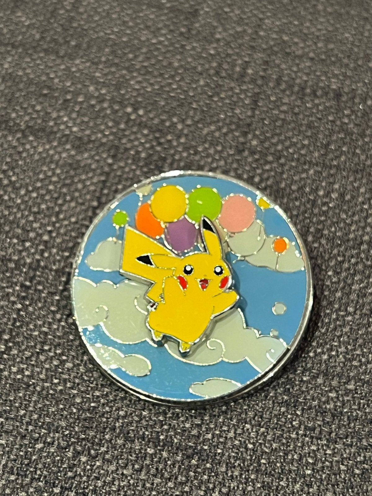 Pokemon 25th anniversary pins, Ophalen of Verzenden, Nieuw, Speldje of Pin