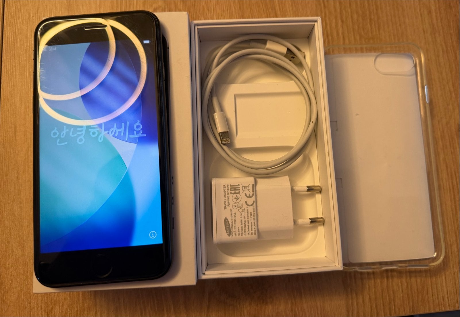 iPhone SE (2020) 64 GB Zwart - Zo goed als nieuw, Zwart, Ophalen of Verzenden, Zo goed als nieuw, 64 GB