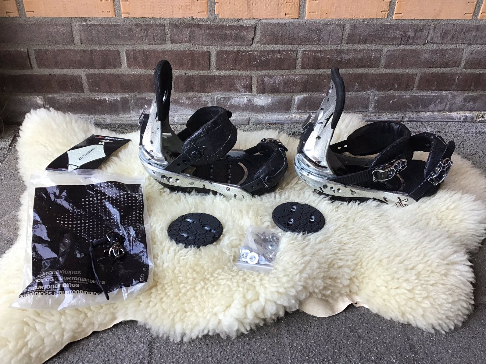 Burton snowboardbindingen maat M voor maat 41-44, Sport en Fitness, Snowboarden, Gebruikt, Burton snowboardbindingen maat M voor maat 41-44