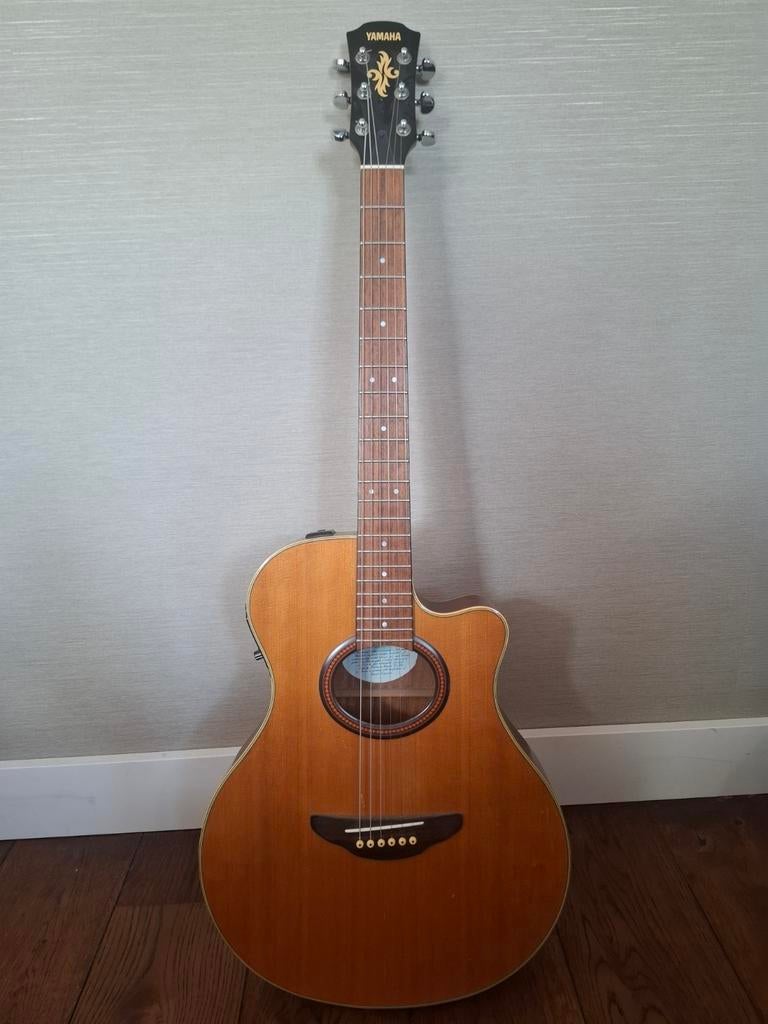 Yamaha APX-4A Westerngitaar - Zo goed als nieuw, Ophalen of Verzenden, Zo goed als nieuw, Western- of Steelstringgitaar, Met (piezo-)element