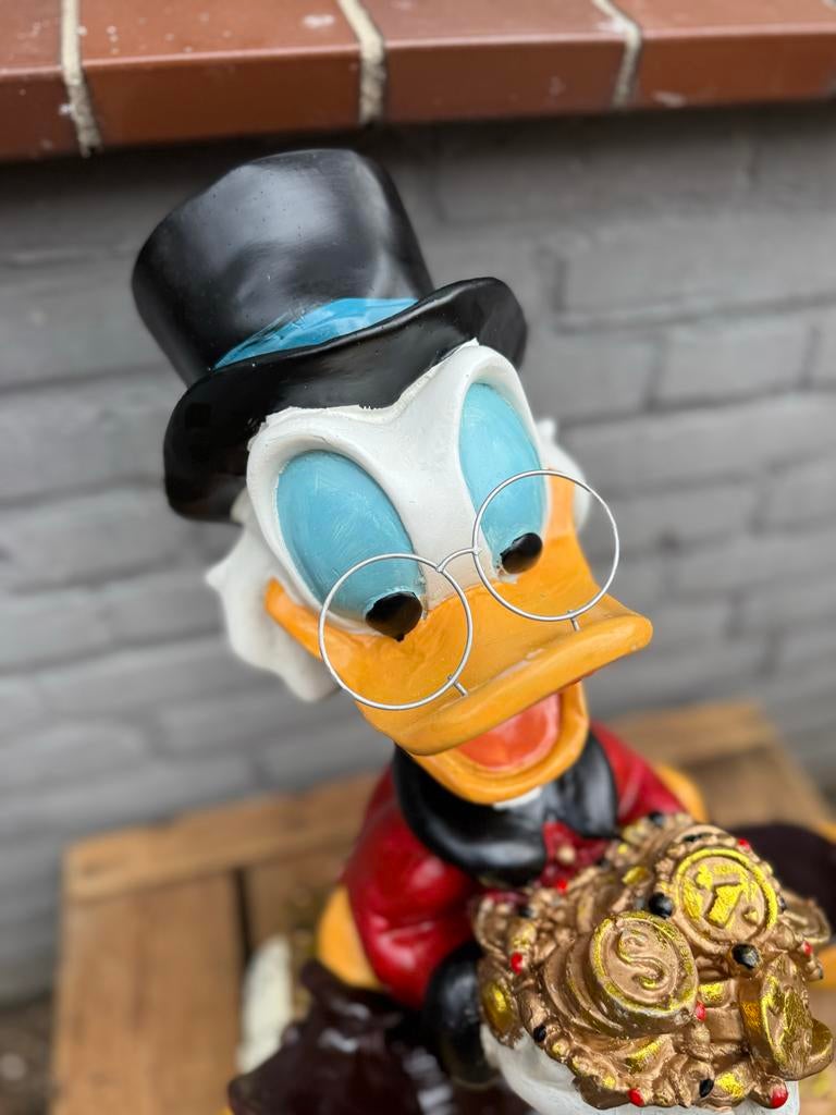 Dagobert Duck met schatkist - Decoratief beeld, Ophalen, Overige onderwerpen, 20 - 50 cm, Beeld