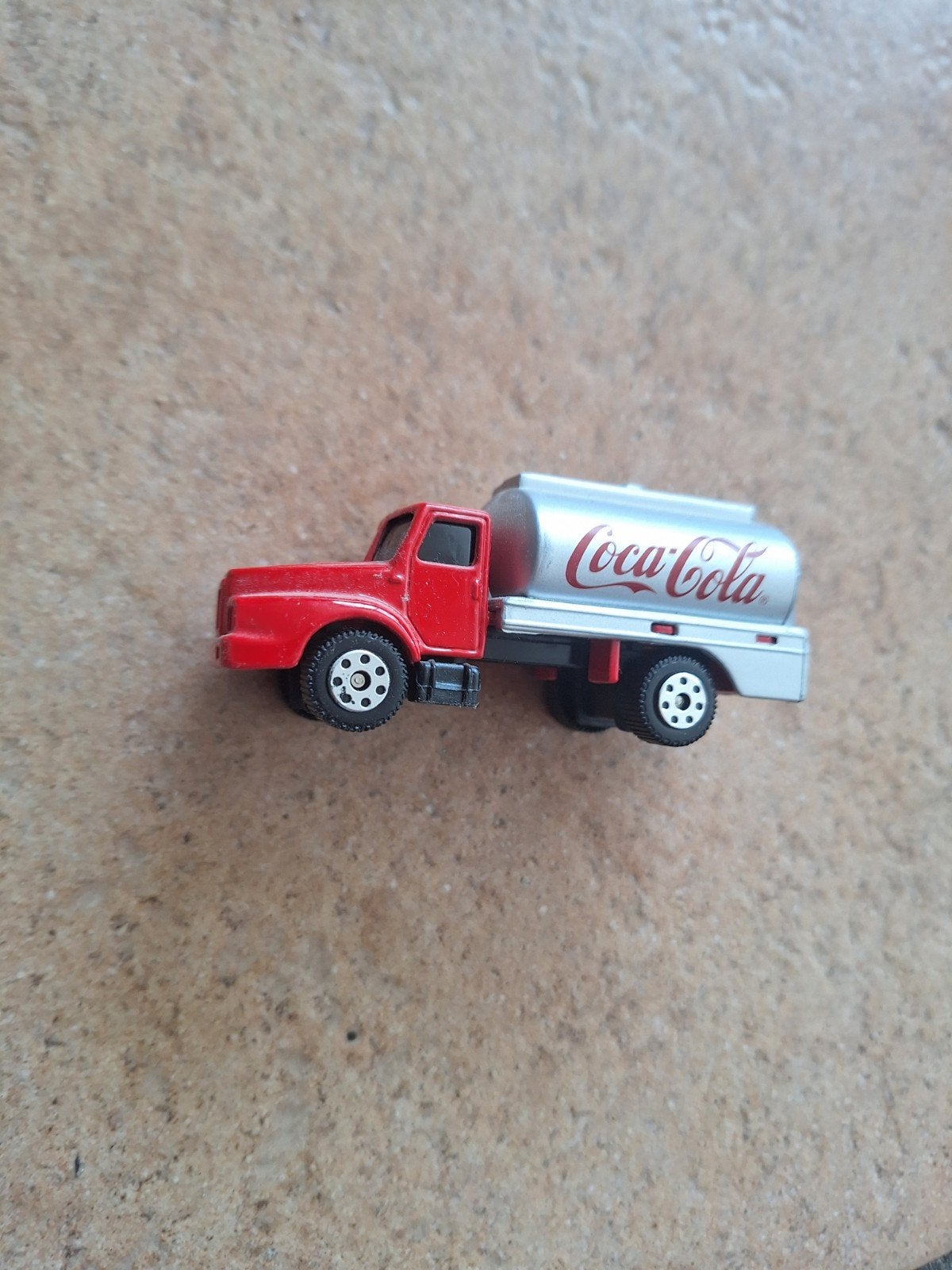 Coca-Cola tankwagen speelgoedauto, Ophalen of Verzenden, Gebruikt