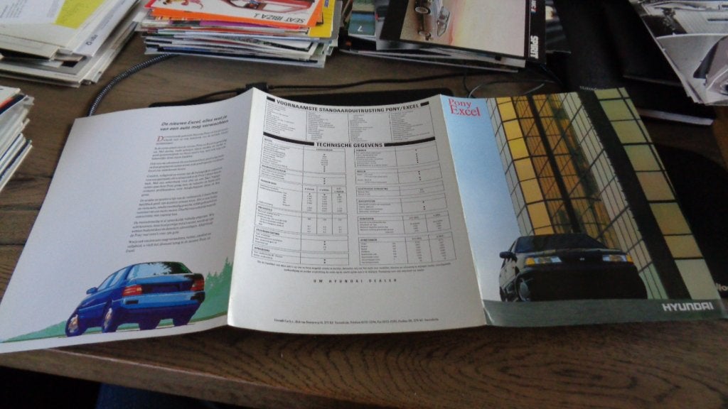 Folder  HYUNDAI  PONY  EXCEL, Verzenden, Zo goed als nieuw, Overige merken