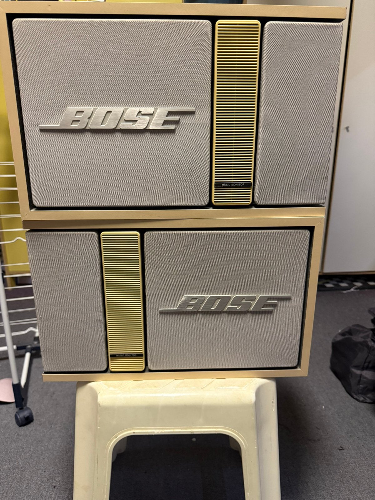 Bose 301 Music monitor ||, Ophalen, Gebruikt, Front, Rear of Stereo speakers, Bose