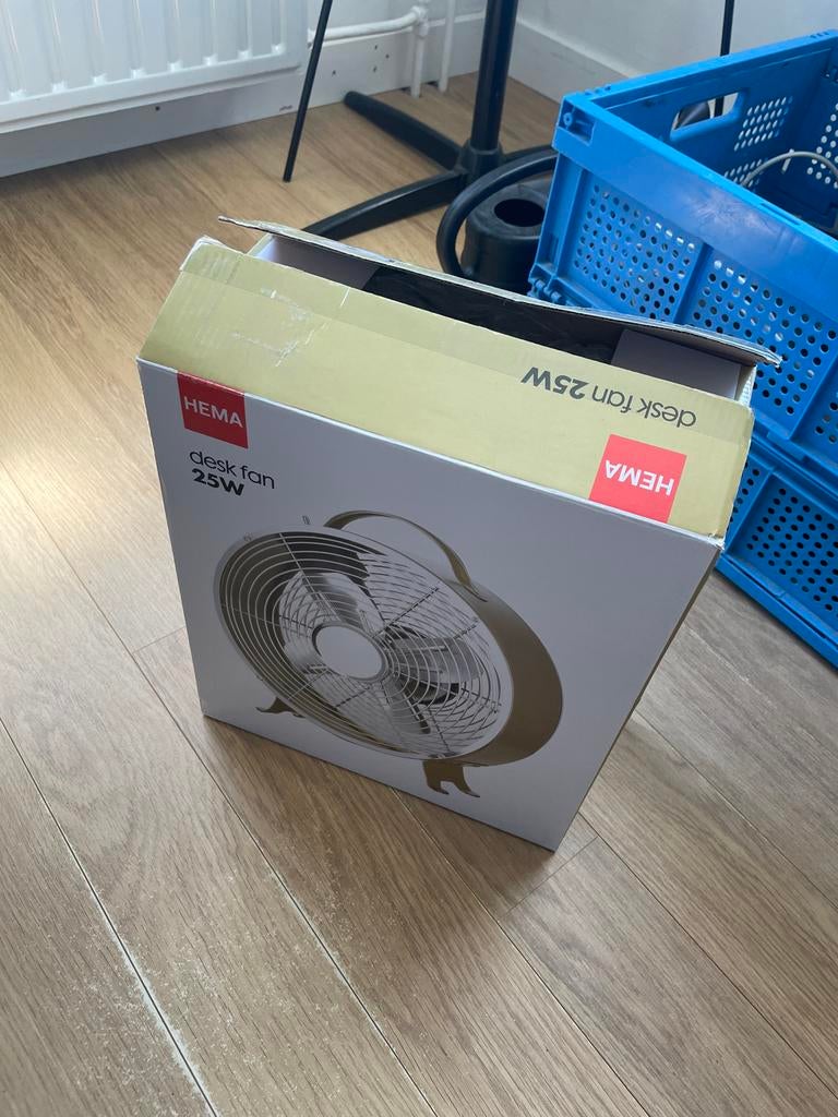 HEMA Tafelventilator 25W retro goud kleurig - Nieuw in doos, Ophalen of Verzenden, Nieuw, Tafelventilator