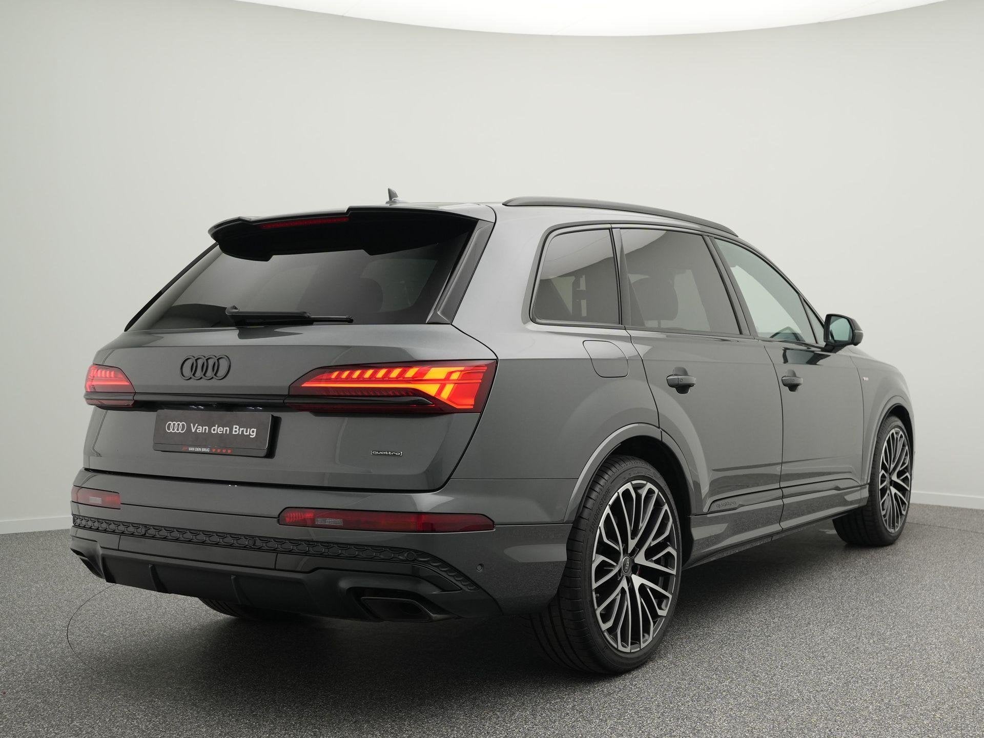 Audi Q7 S-line 55 TFSI e quattro 394PK | Matrix LED | Stoel, Auto's, Automaat, Gebruikt, 26 kWh, Bedrijf