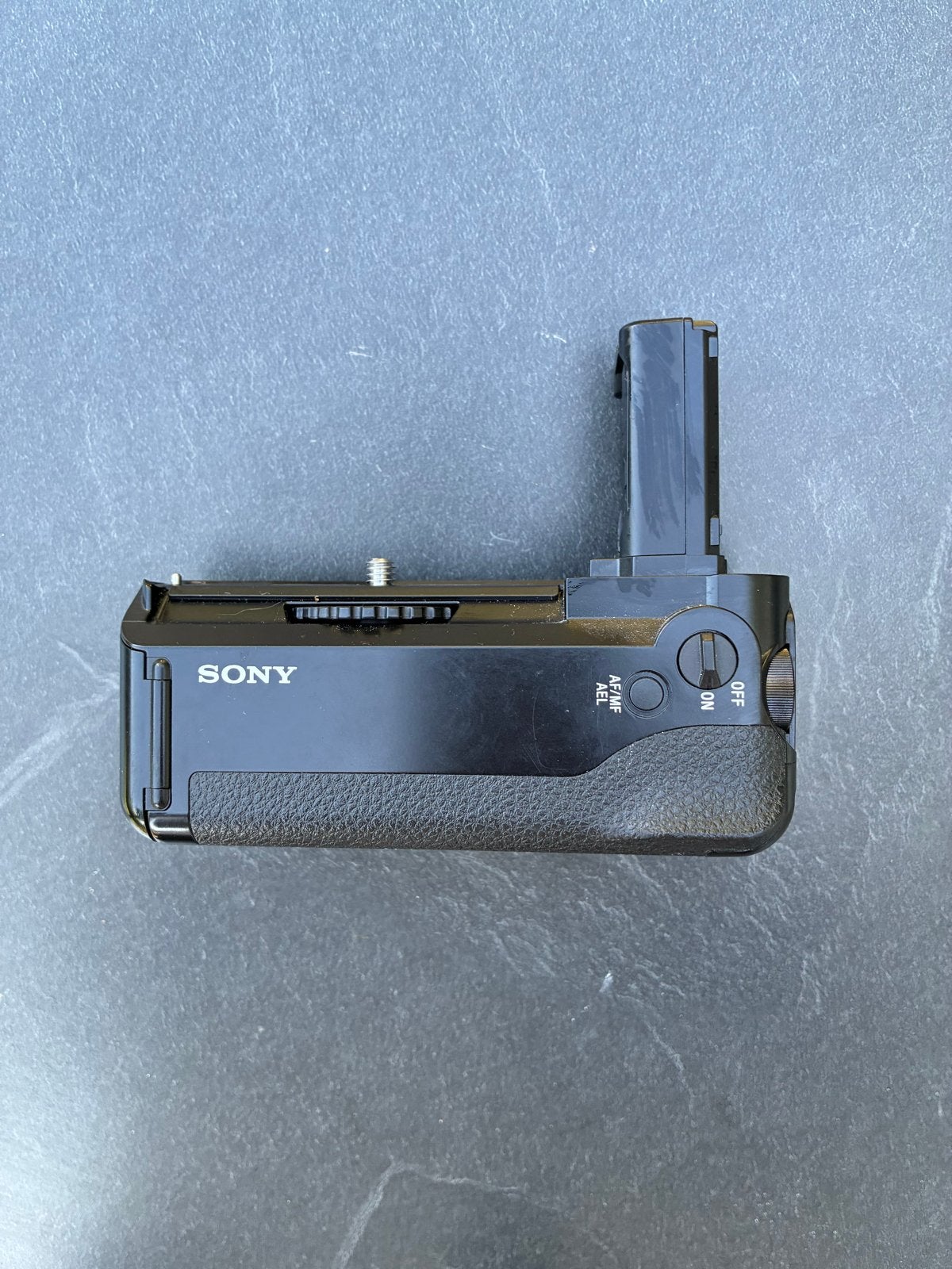 Sony VG-C1EM originele batterijgrip, Sony, Overige typen, Ophalen of Verzenden, Gebruikt