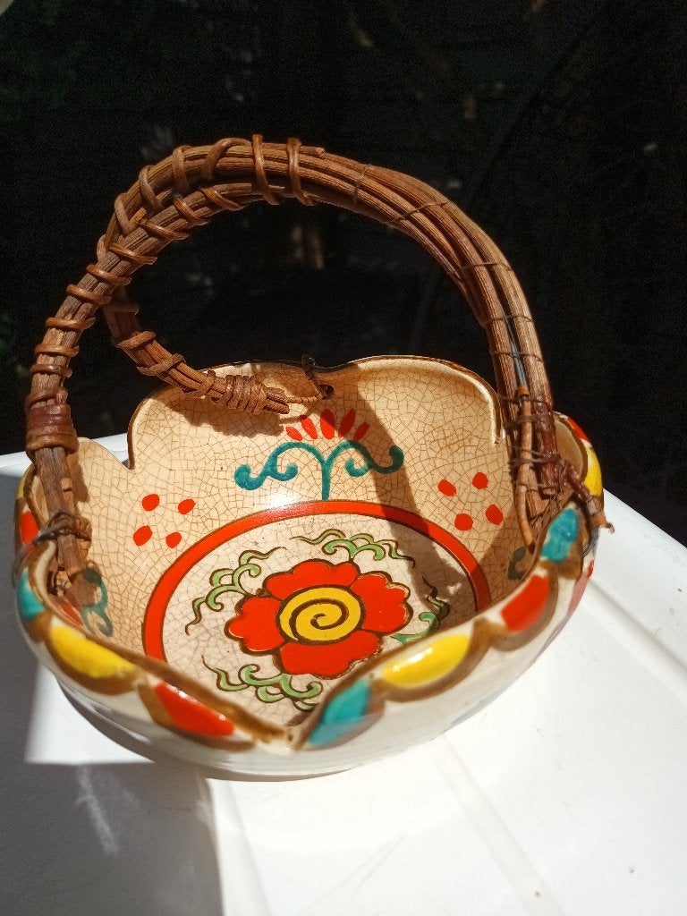 Japanse keramische mand met een craquel-glazuur., Ophalen