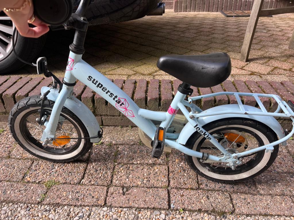 Loekie kinderfiets, Ophalen of Verzenden, Gebruikt, Terugtraprem, Minder dan 16 inch