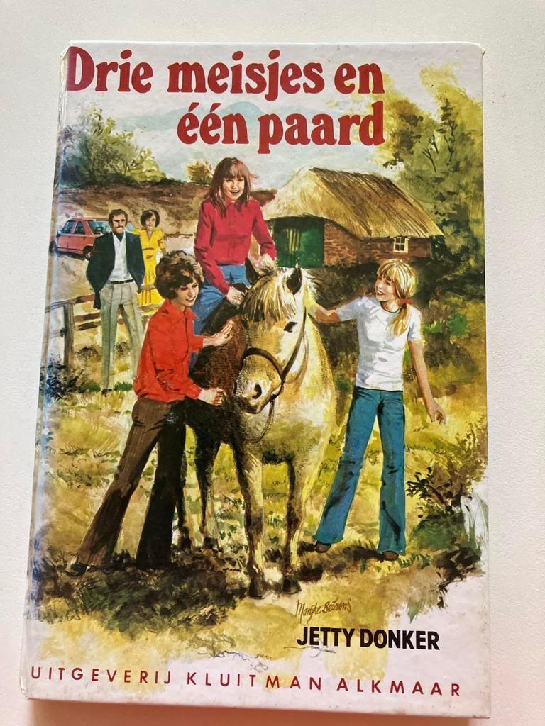 Drie meisjes en één paard - Jetty Donker (Zonnebloemserie), Boeken, Ophalen, Gelezen, Fictie algemeen