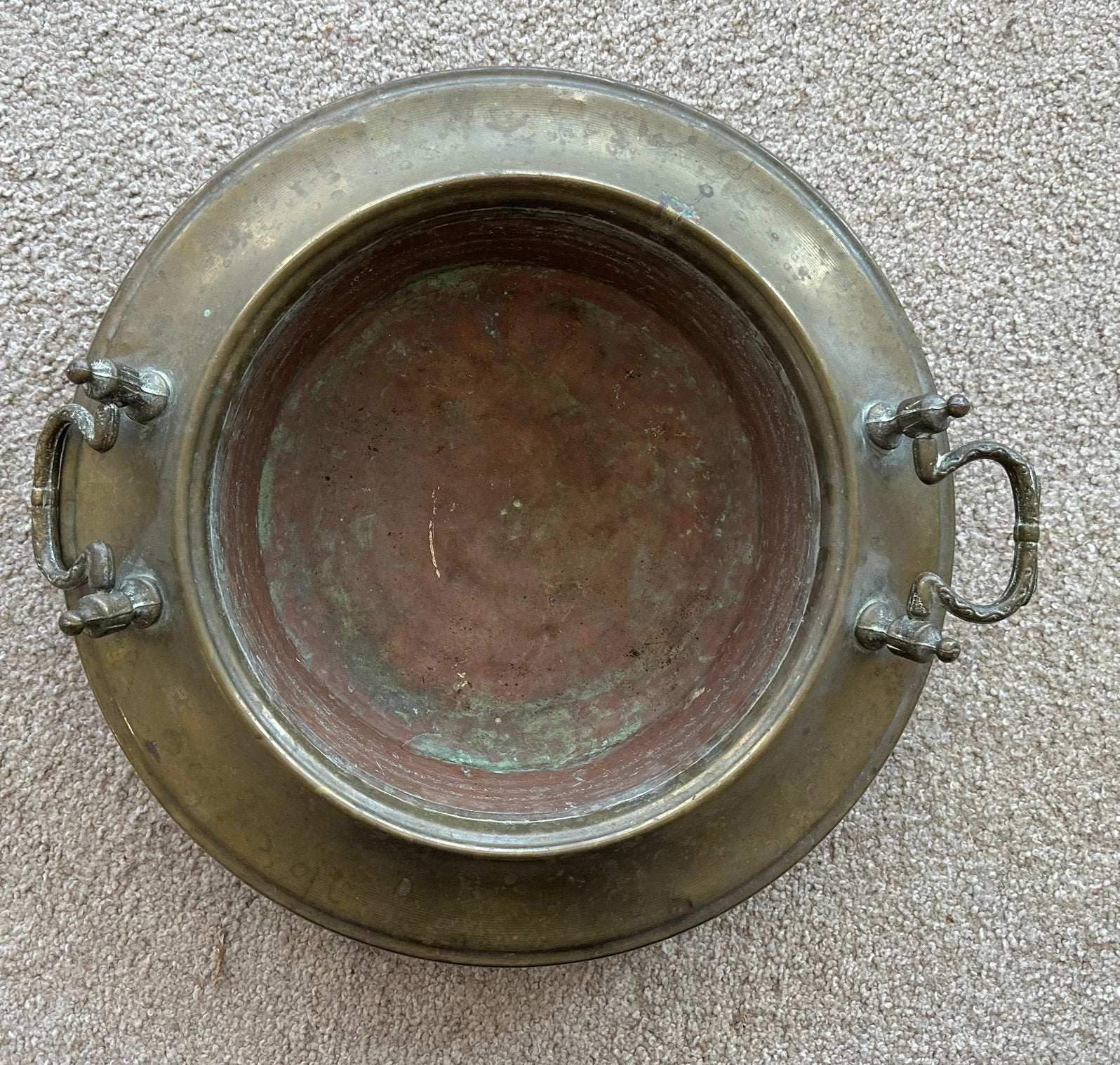 Antieke Koperen Schaal met Handvatten - 42 cm Diameter, Ophalen of Verzenden, Koper