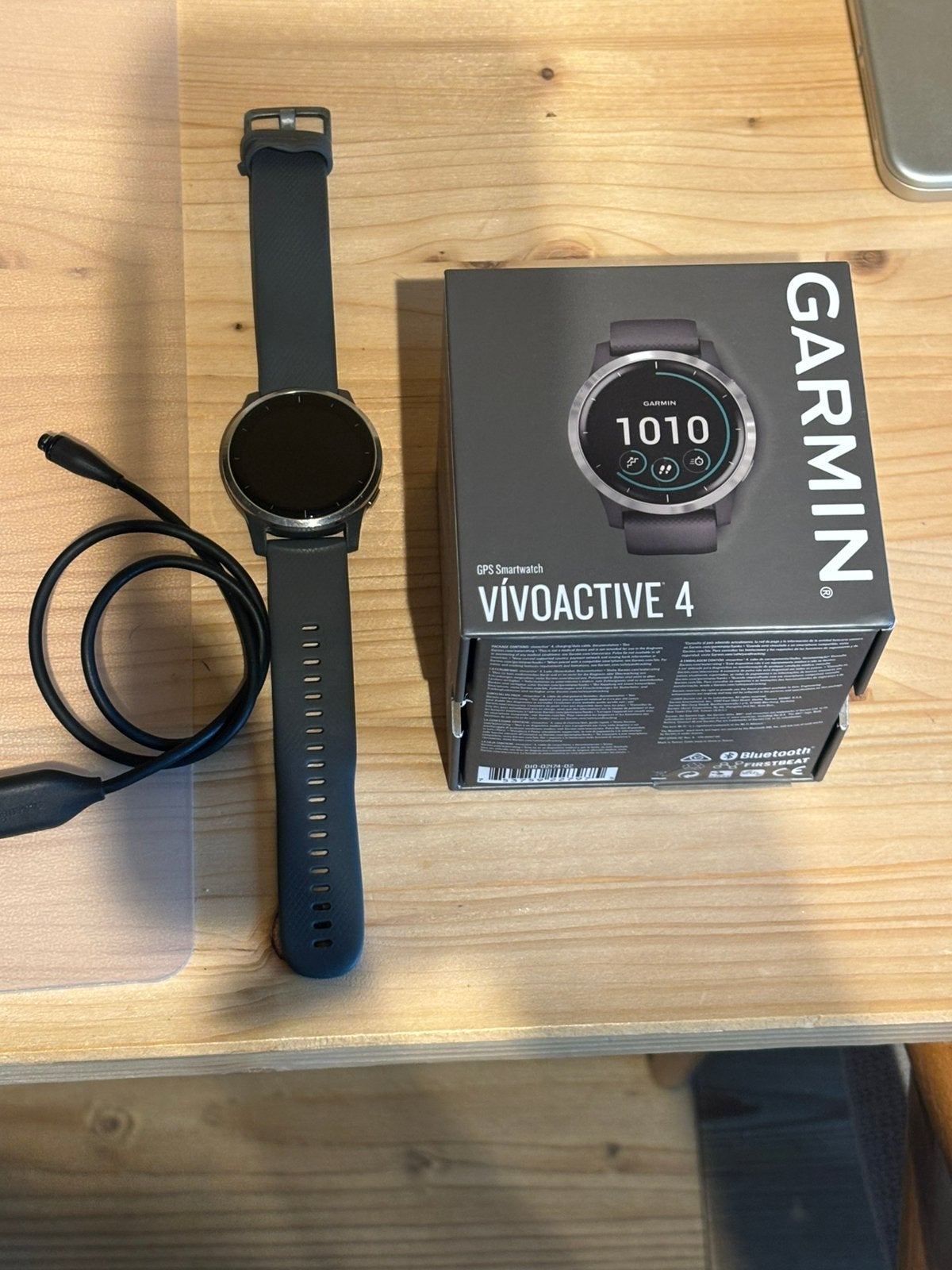 Garmin Vivoactive 4, Sieraden, Tassen en Uiterlijk, Gebruikt, Stappen, IOS, Ophalen of Verzenden