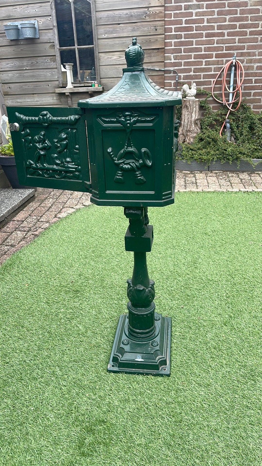 Vrijstaande brievenbus, Tuin en Terras, Brievenbussen, Ophalen, Gebruikt, Aluminium, Staande brievenbus