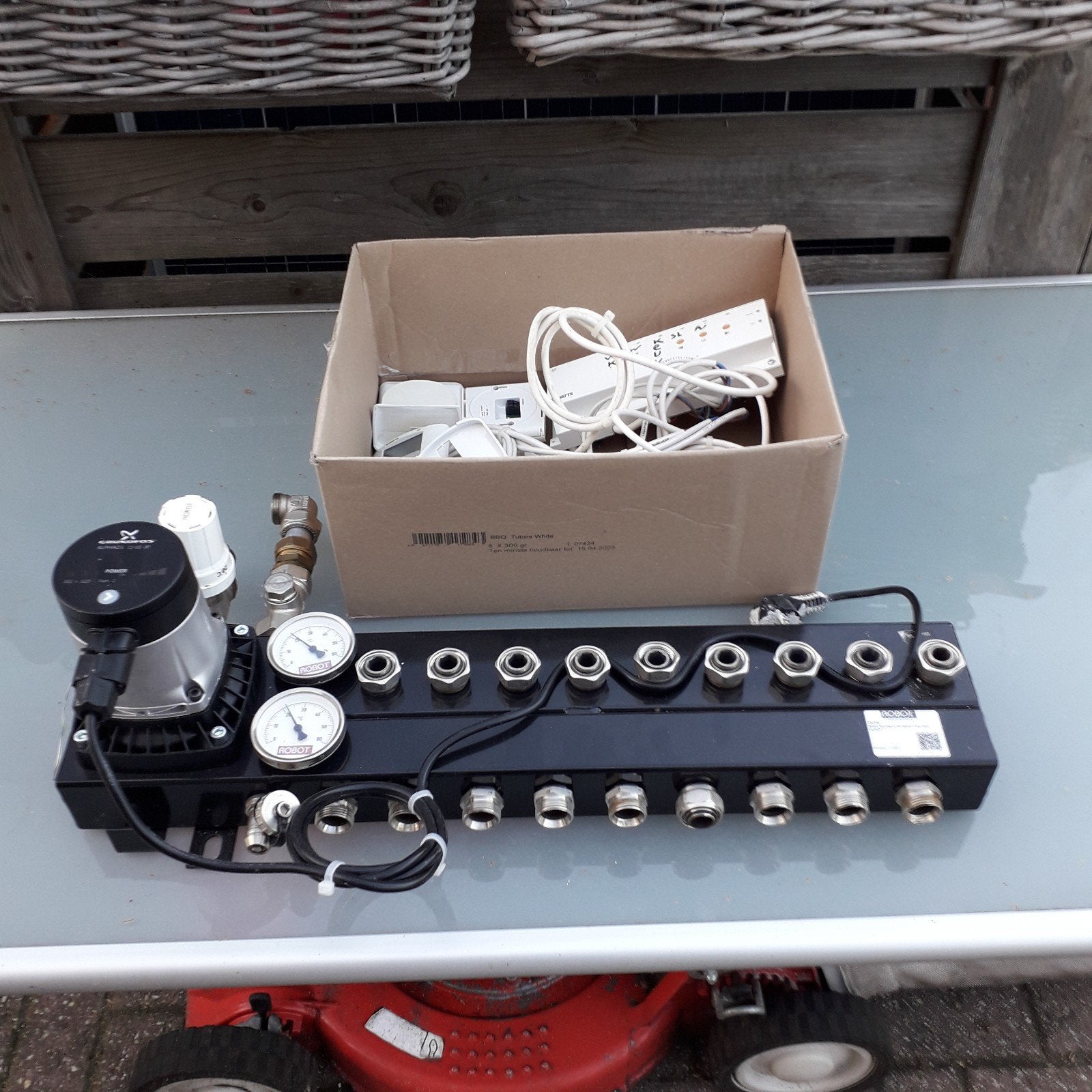 Robot Standaard Vloerverwarming Verdeelunit 9-groeps Alpha2, Doe-het-zelf en Verbouw, Ophalen, Minder dan 60 cm, Overige typen
