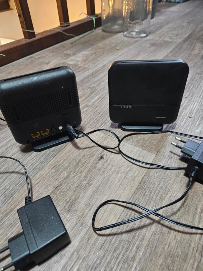 KPN Experia WiFi versterker, Ophalen of Verzenden, Zo goed als nieuw, Router, KPN