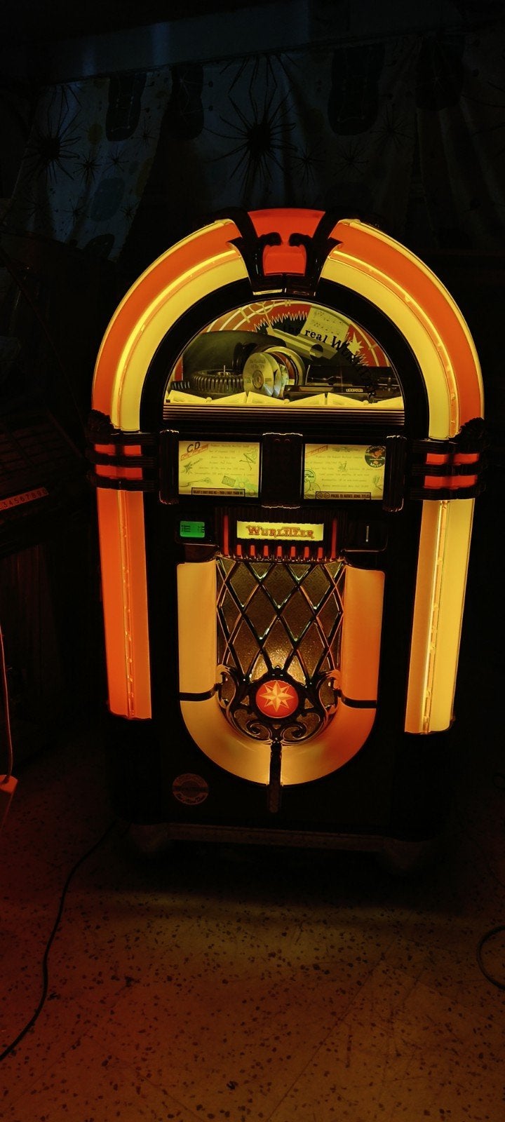 Jukebox Wurlitzer, Ophalen, Wurlitzer