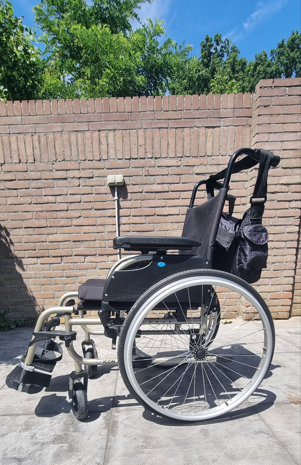 Rolstoel lichtgewicht, Diversen, Ophalen, Inklapbaar, Zo goed als nieuw, Duwrolstoel