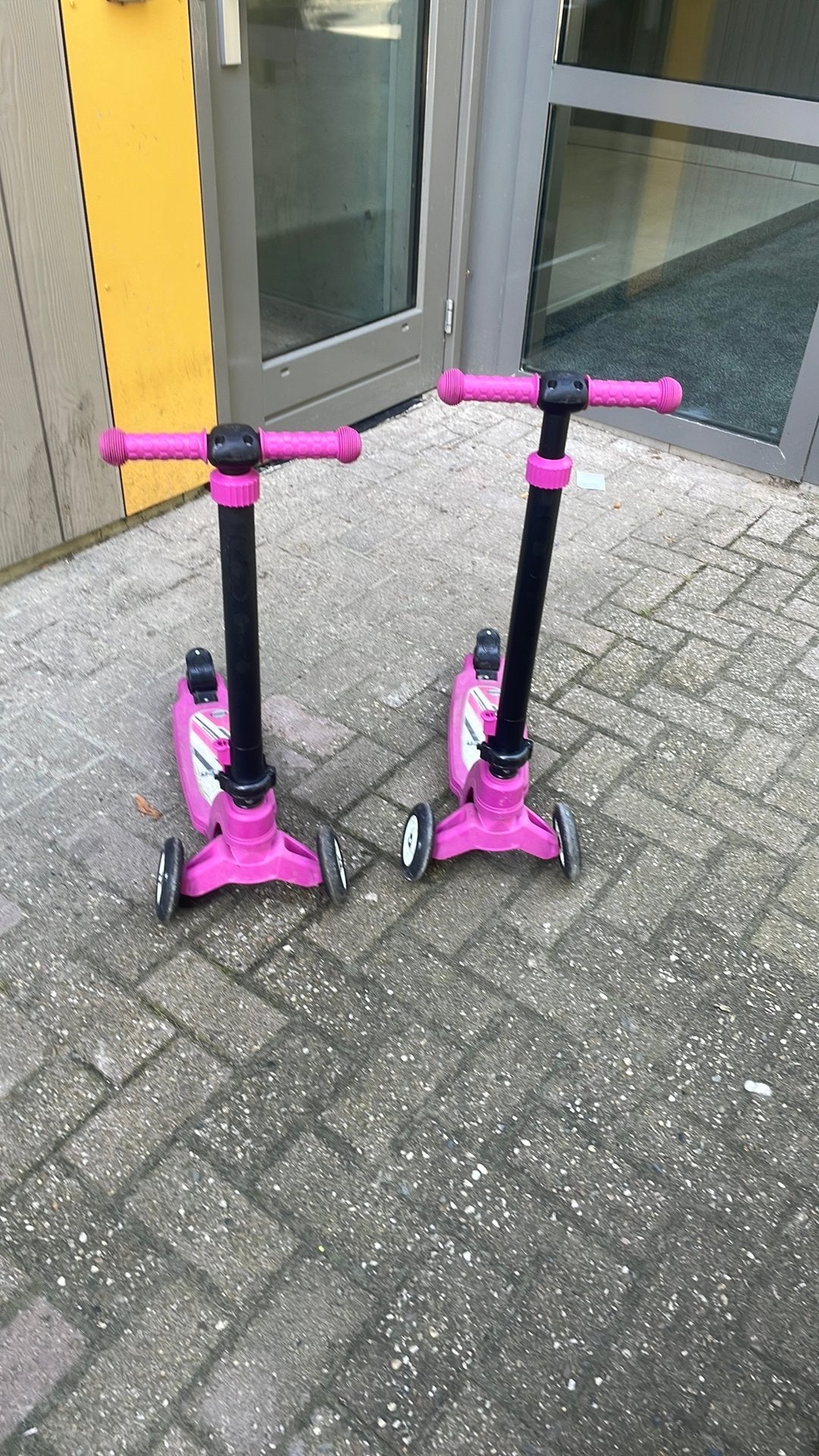 Mooi steps 2 stuks, Ophalen of Verzenden, Zo goed als nieuw, Gewone step