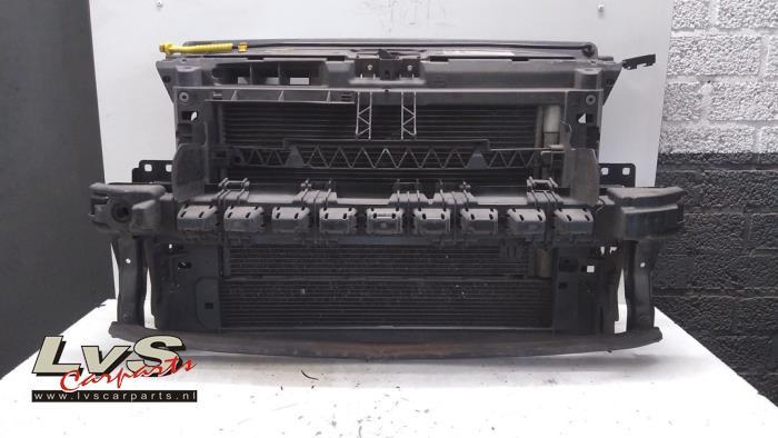 Frontpaneel van een Volkswagen Polo, Gebruikt, -, Volkswagen, -
