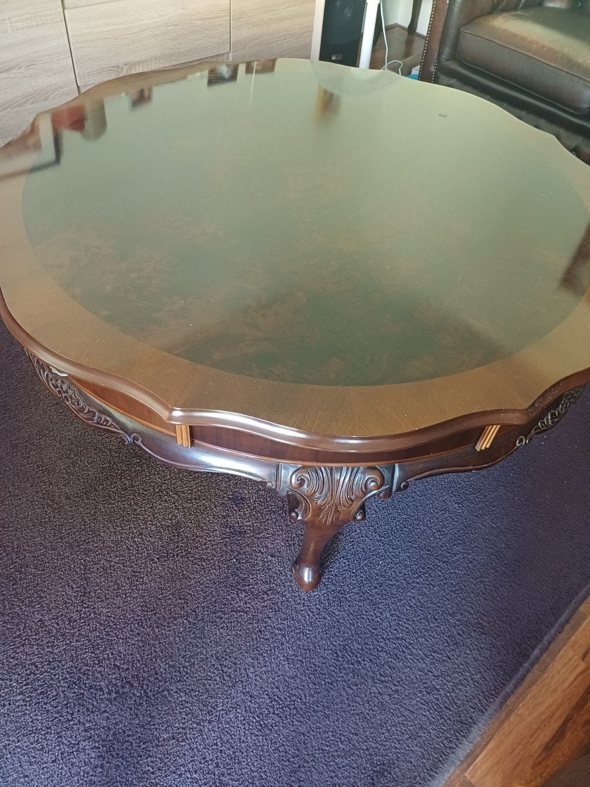 antieke Wortelnoten Salontafel met 2 Bijzettafels en 2 Lampe, Ophalen, 50 tot 100 cm, Rond, 50 tot 100 cm