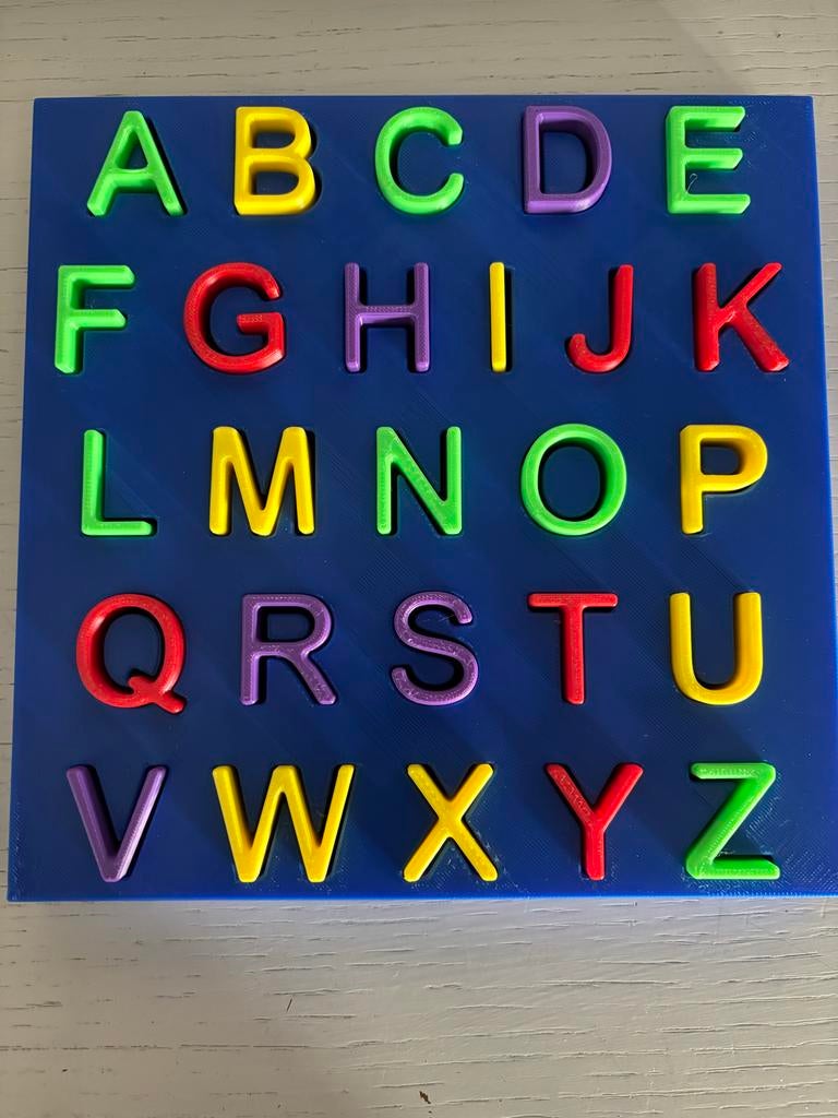 Alfabet bord met gekleurde letters, Ophalen of Verzenden, Gebruikt, Taal en Lezen
