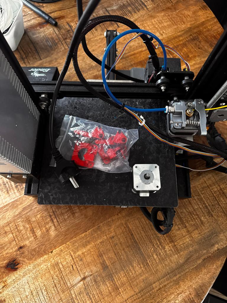 Ender 3. 3D-printer met extra's -, Computers en Software, 3D Printers, Ophalen of Verzenden, Gebruikt, Filament